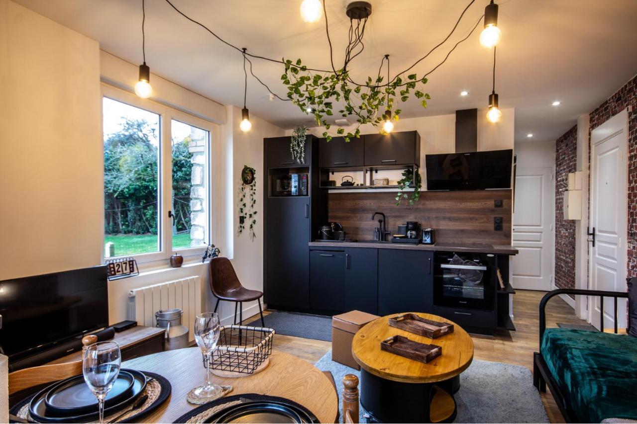 Suite Indus - Jardin, Netflix Et Parking - Le Manoir Aux Pommes Orbec Exterior photo